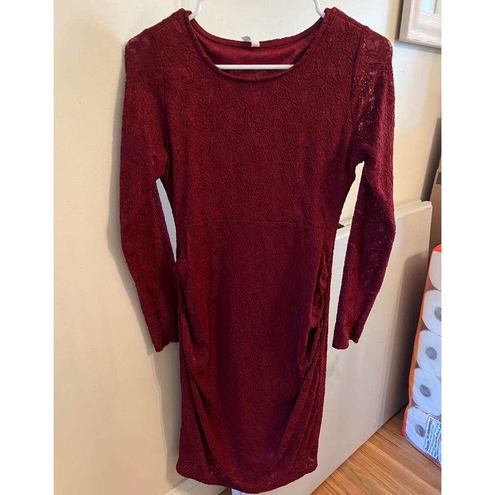 Small lace maternity dress